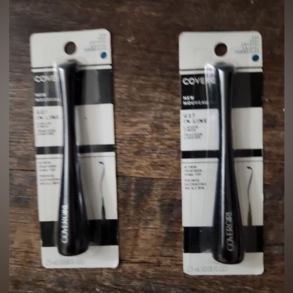 ⚜️3/$25⚜️💋COVERGIRL GET IN LINE 340 TEAL LINER LIQUID💋 - Picture 4 of 4